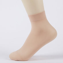 Load image into Gallery viewer, 20 Pairs Women Sheer Socks Thin Ankle Stocking Footies Silk Socks