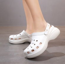 Load image into Gallery viewer, Women’s Breathable Slip on Clogs