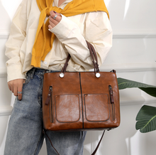 Load image into Gallery viewer, Women’s Vintage Tote Handbag